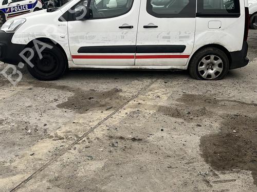 AdBlue-tank PEUGEOT PARTNER Tepee 1.6 BlueHDi 120 | BP24442925M85 - Image 17