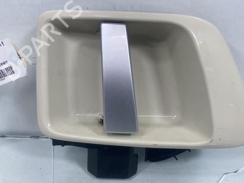 front-right-exterior-door-handle-peugeot-1007-km_-2005-32495741 main image
