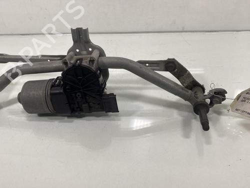 Used Front wiper motor Front wiper motor PEUGEOT 208 I (CA_, CC_) 1.6 HDi / BlueHDi 75 (75 hp) 20031704 20031704