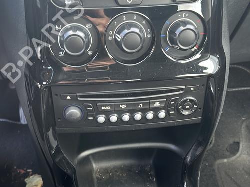 Vidro triangular frente esquerdo CITROËN C3 II (SC_) 1.4 HDi 70 (SC8HZC, SC8HR0, SC8HP4) | BP32136632C111 