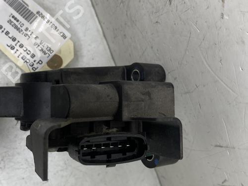 Pedal Pedal LANCIA DELTA III (844_) 1.6 D Multijet (844.AXF11, 844.AXF1A) (116 hp) 20007613 20007613