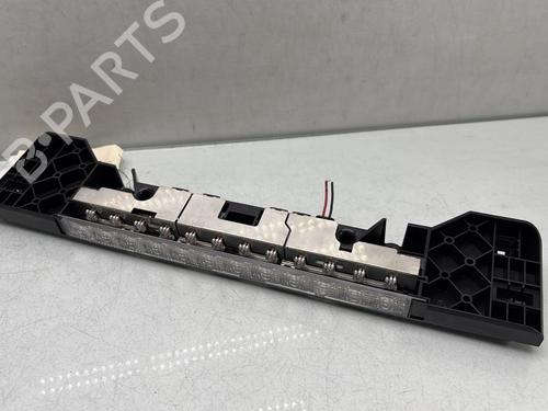 Used Third brake light Third brake light PEUGEOT 407 SW (6E_, 6D_) 1.6 HDi 110 (109 hp) 33484609 33484609