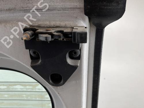 Right tailgate RENAULT TRAFIC II Bus (JL) 2.0 dCi 90 (JL00, JL01, JL0H, JL0M, JL0P, JL0S) | BP29359844C77 