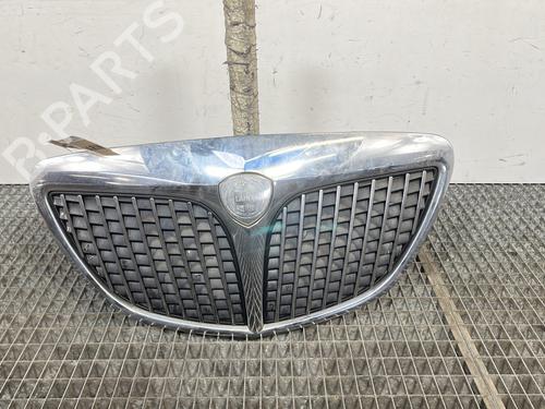 Used Grille LANCIA YPSILON (843_) 1.3 JTD (843.AXD11, 843.AXD1A) (70 hp) 29039328