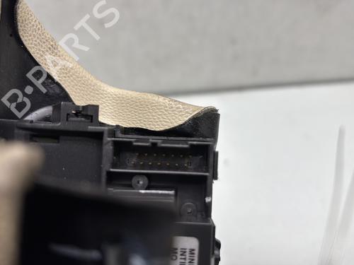 Used Card reader Card reader MINI MINI Convertible (R57) Cooper (120 hp) 27657613 27657613