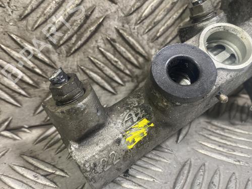 Used Brake master cylinder Brake master cylinder VW GOLF V (1K1) 1.4 16V (75 hp) 22370968 22370968