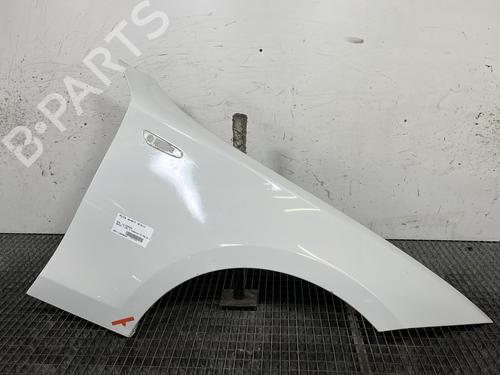 Używane Błotnik przedni prawy BMW 1 (E81) 116 i (122 hp) 31920268