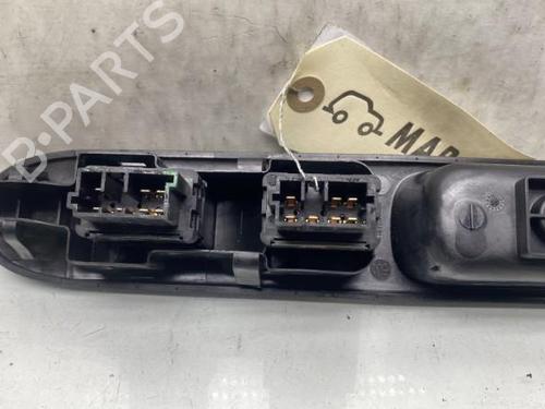 Used Left front window switch Left front window switch PEUGEOT 307 (3A/C) 1.6 HDi (90 hp) 19952124 19952124