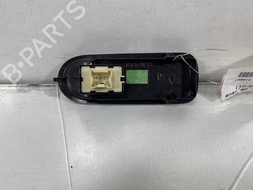 Used Right front window switch Right front window switch DACIA DUSTER (HS_) 1.5 dCi (109 hp) 30791320 30791320