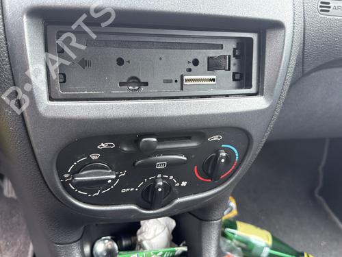 Right taillight PEUGEOT 206 Hatchback (2A/C) 1.4 HDi eco 70 | BP30887993C35