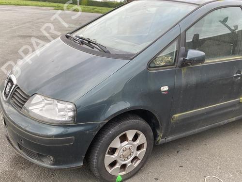 Left headlight SEAT ALHAMBRA (7V8, 7V9) 2.0 TDI | BP20219727C28 