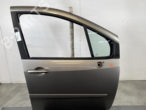 Used Right front door RENAULT MODUS / GRAND MODUS (F/JP0_) 1.5 dCi (JP0G, JP0H) (106 hp) 30200784