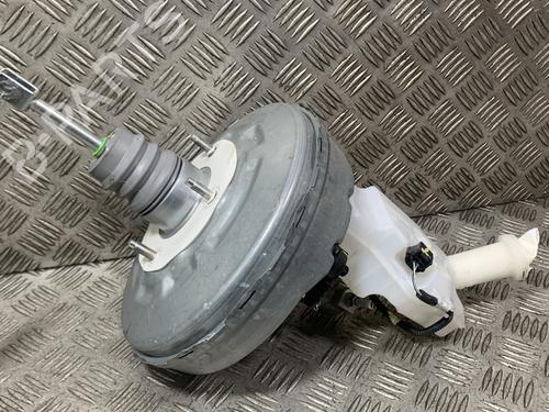 Servo frein DACIA SANDERO III 1.0 TCe 100 ECO-G (101 hp) 31881012