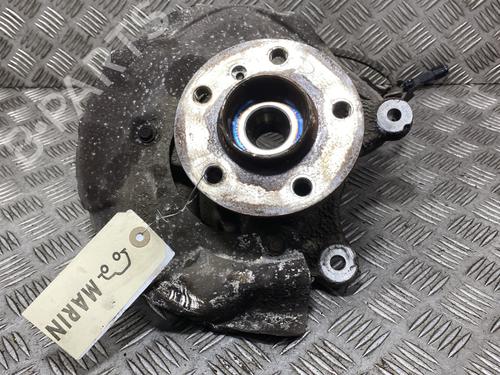 Used Right front steering knuckle BMW 2 Active Tourer (F45) 218 d (150 hp) 28684399