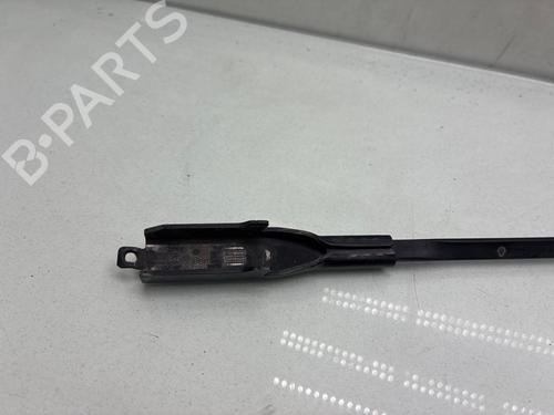 Used Front windshield wiper arm Front windshield wiper arm 37482804 37482804