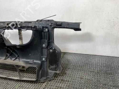 Frontplate/Frontkurv BMW 1 (E87) 118 d (122 hp) 19972277