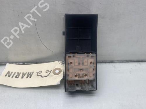 Used Left front window switch NISSAN MICRA III (K12) 1.2 16V (80 hp) 19991149