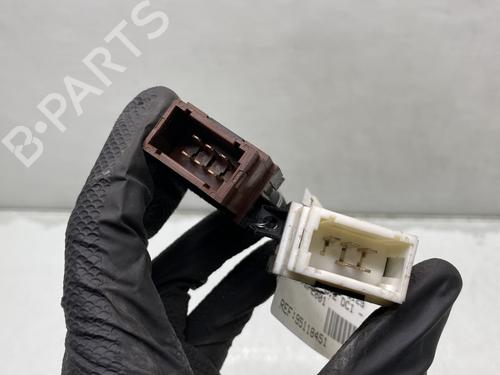 Used Left front window switch Left front window switch RENAULT ESPACE III (JE0_) 2.2 dCi (JE0K) (130 hp) 25261984 25261984