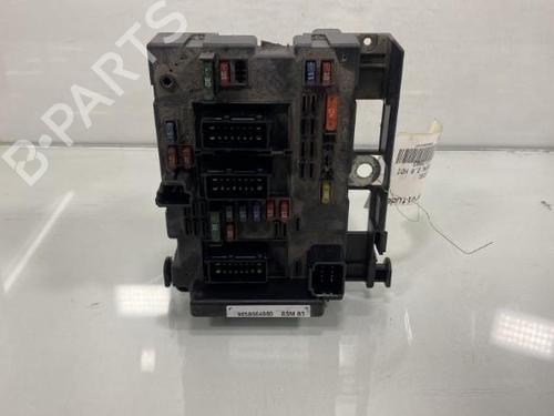 Used Fuse box PEUGEOT 307 Break (3E) [2002-2009]  19950391