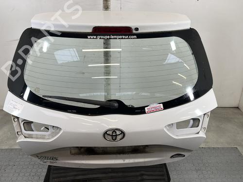 Bakluke CC/Kombi-Kupé TOYOTA YARIS (_P13_) 1.0 (KSP130_, KSP130) (69 hp) 30676847