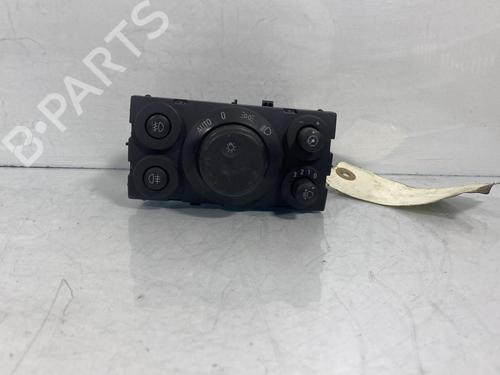 Used Headlight switch OPEL ASTRA H (A04) [2004-2014]  19984330