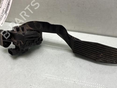 Pedal Pedal OPEL ZAFIRA / ZAFIRA FAMILY B (A05) 1.9 CDTI (M75) (150 hp) 33609379 33609379