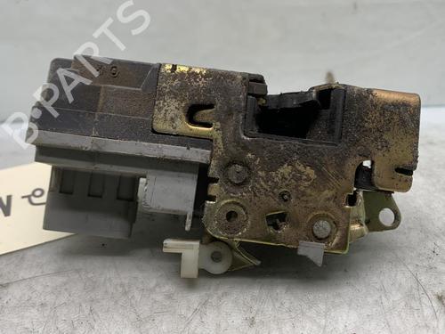 Front right lock PEUGEOT PARTNER Box Body/MPV (5_, G_) 1.9 D | BP19956972C97