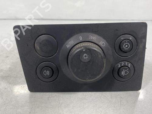 Used Headlight switch OPEL ZAFIRA / ZAFIRA FAMILY B (A05) 1.7 CDTI (M75) (110 hp) 20018599