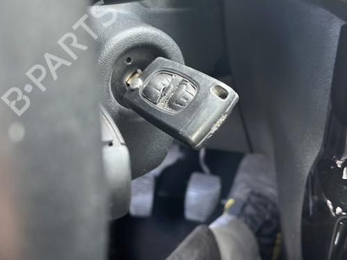 Vidro triangular frente esquerdo CITROËN C3 II (SC_) 1.4 HDi 70 (SC8HZC, SC8HR0, SC8HP4) | BP32136632C111 