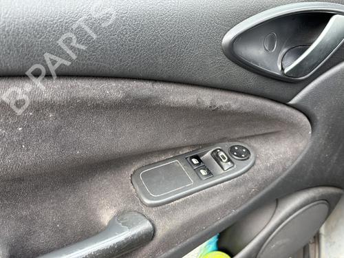 Tailgate CITROËN C5 I (DC_) 2.0 HDi (DCRHZB, DCRHZE) | BP32190461C6