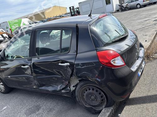 Rear fog light RENAULT CLIO III (BR0/1, CR0/1) 1.5 dCi (C/BR0G, C/BR1G) | BP30176896C37 