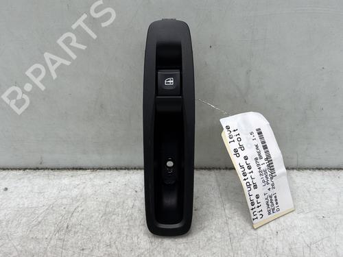 Højre bagtil elrude kontakt Højre bagtil elrude kontakt RENAULT MEGANE IV Grandtour (K9A/M/N_) 1.5 dCi 110 (110 hp) 34333083 34333083