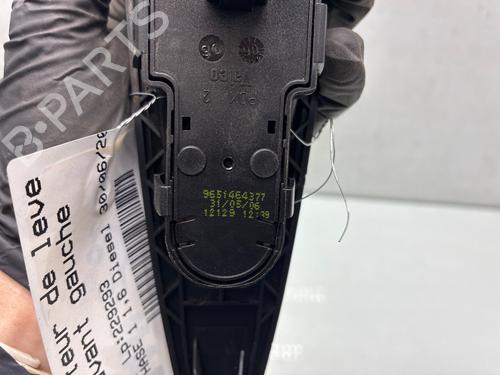 Left front window switch CITROËN C4 I (LC_) 1.6 HDi | BP38550024I27 - Image 3