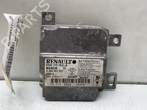 Used ECU airbags RENAULT CLIO II (BB_, CB_) 1.5 dCi (B/CB07) (65 hp) 30490336