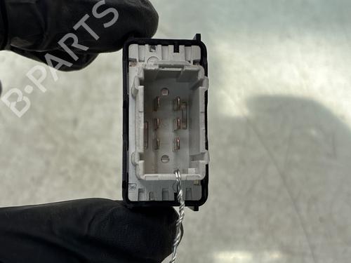 right-front-window-switch-peugeot-208-i-ca_-cc_-2012-2013-2014-2015-2016-2017-2018-2019-2020-2021-36389109 main image