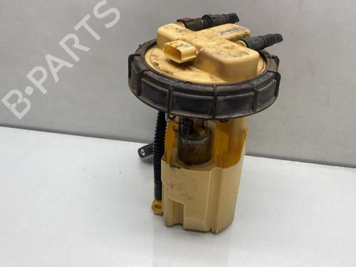 Used Fuel pump RENAULT CLIO IV Grandtour (KH_) 1.5 dCi 90 (KHN3, KHN4) (90 hp) 26318771