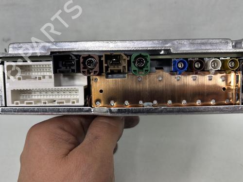 Used Radio Radio RENAULT CLIO V (B7_) 1.6 E-TECH 140 (B7MU) (140 hp) 27699110 27699110