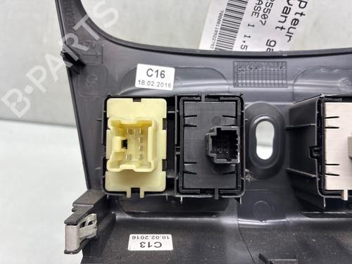 Left front window switch DACIA SANDERO II 1.5 dCi | BP37452174I27 - Image 4
