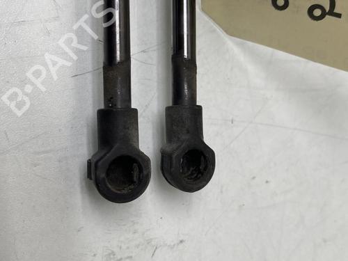 Used Tailgate lift support Tailgate lift support 19957479 19957479