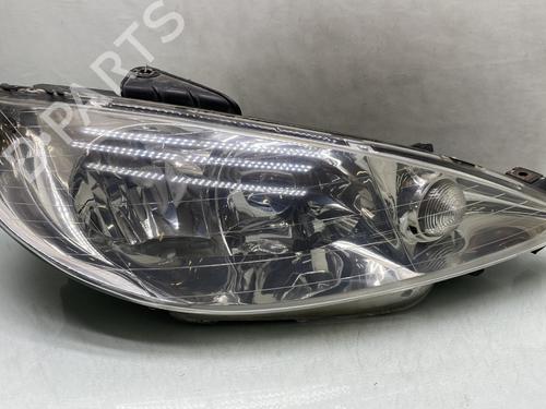 Used Right headlight PEUGEOT 206 Hatchback (2A/C) 1.4 HDi eco 70 (68 hp) 30412551