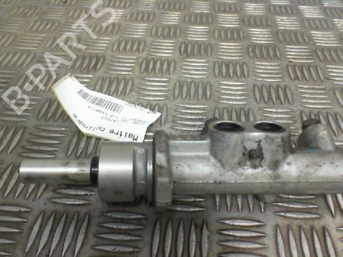 Used Brake master cylinder FORD MONDEO III (B5Y) [2000-2007]  20034979