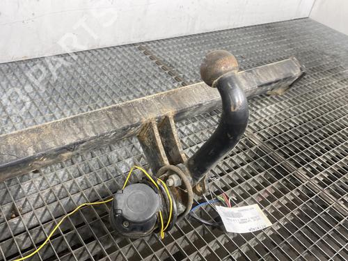 Used Tow ball/Mechanism DACIA DUSTER (HS_) 1.5 dCi (HSAJ) (90 hp) 25406558