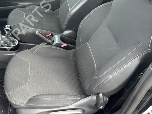 Right front window switch CITROËN DS3 (SA_) 1.6 HDi 90 | BP38092679I26 - Image 11