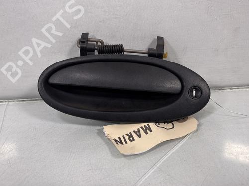 Used Front left exterior door handle RENAULT LAGUNA I (B56_, 556_) 1.8 (B56Z) (94 hp) 30307444