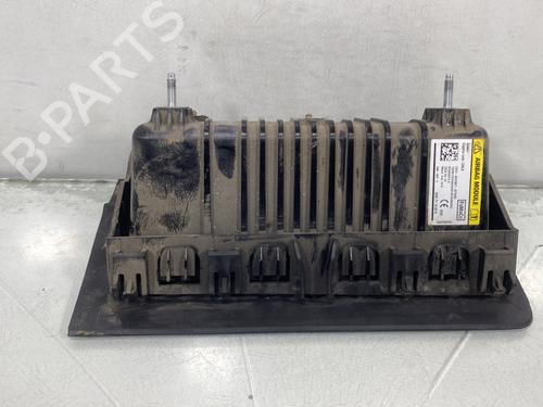 Used Knee airbag Knee airbag FORD KUGA II (DM2) 2.0 TDCi (150 hp) 33830304 33830304