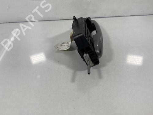 Used Rear left exterior door handle Rear left exterior door handle RENAULT CAPTUR I (J5_, H5_) 1.5 dCi 90 (J5N4, J5M5, J5MW, J5M6, J5AL, J5AJ) (90 hp) 20002789 20002789