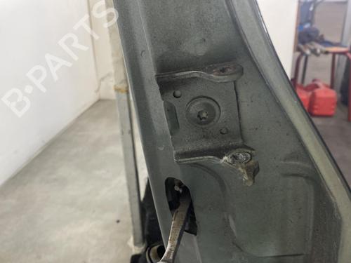 Used Left front door Left front door 30855434 30855434