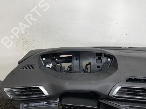 Dashboard PEUGEOT 3008 II SUV (MC_, MR_, MJ_, M4_) 1.2 THP/ PureTech 130 (MRHNSM, MRHNSU, MRHNSJ, MRHNYW,... | BP29206222C46 