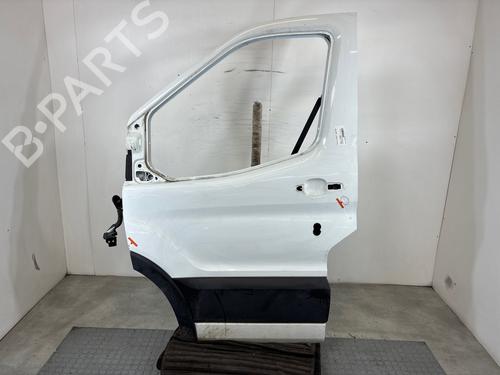 Used Left front door Left front door 39091015 39091015
