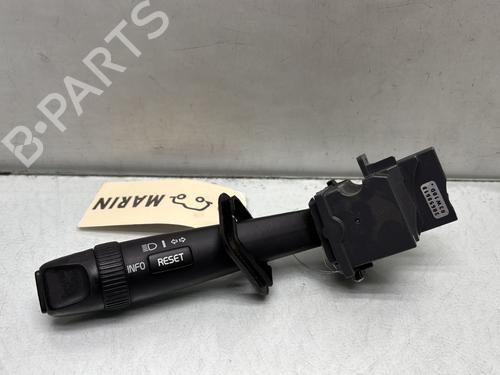 Commutateur VOLVO V70 II (285) 2.4 D (131 hp) 31970811